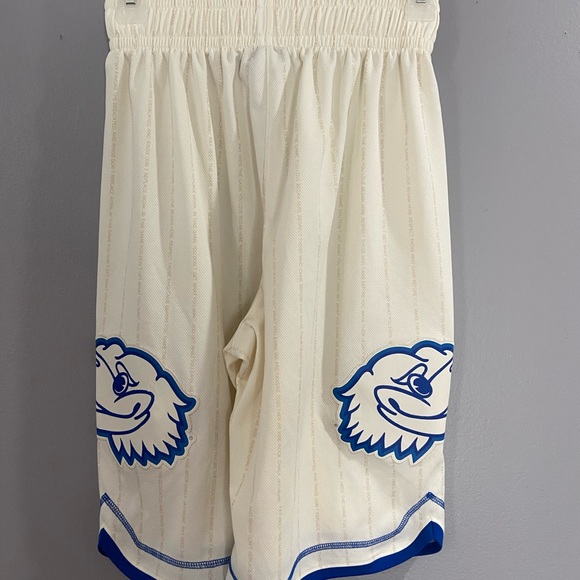 Mens KU Kansas Jayhawks basketball shorts - Picture 2 of 4